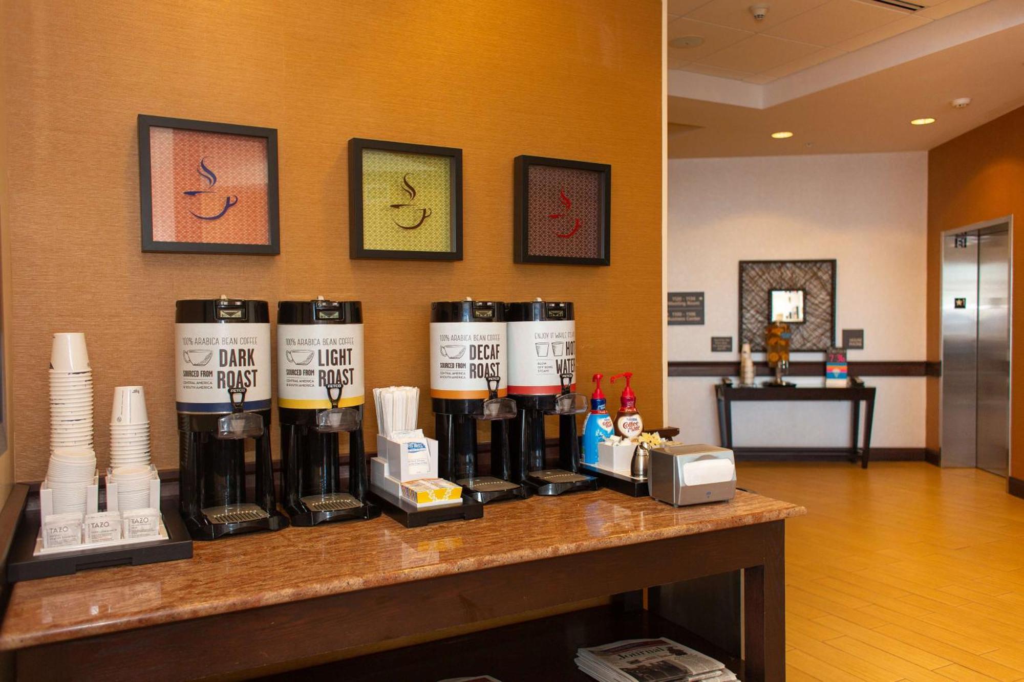 Hampton Inn Marquette-Waterfront Екстериор снимка