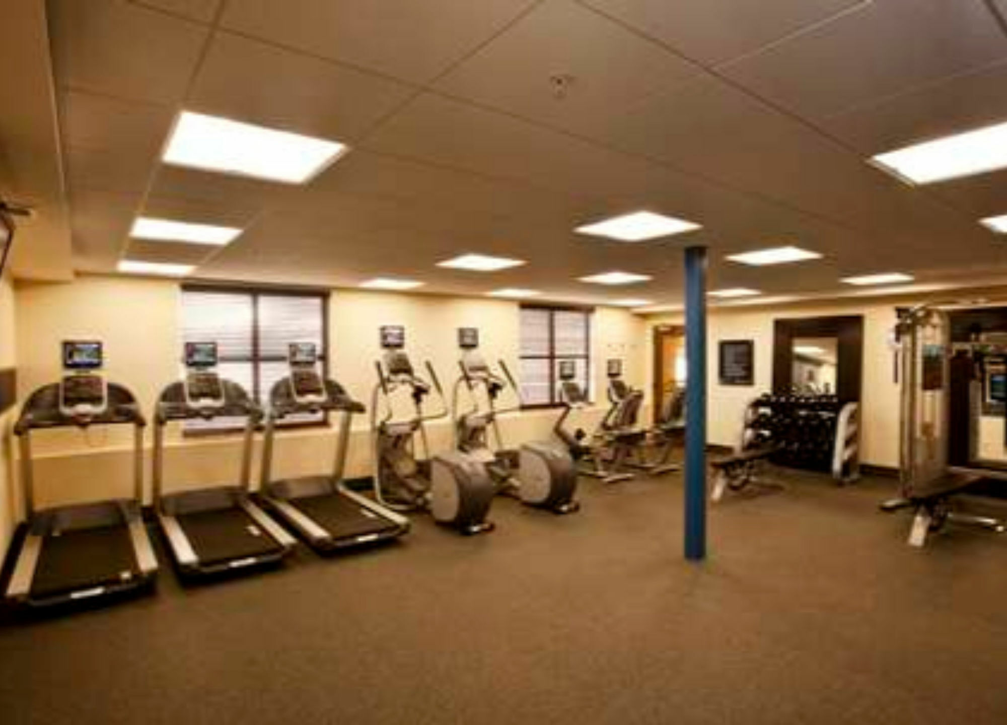 Hampton Inn Marquette-Waterfront Екстериор снимка
